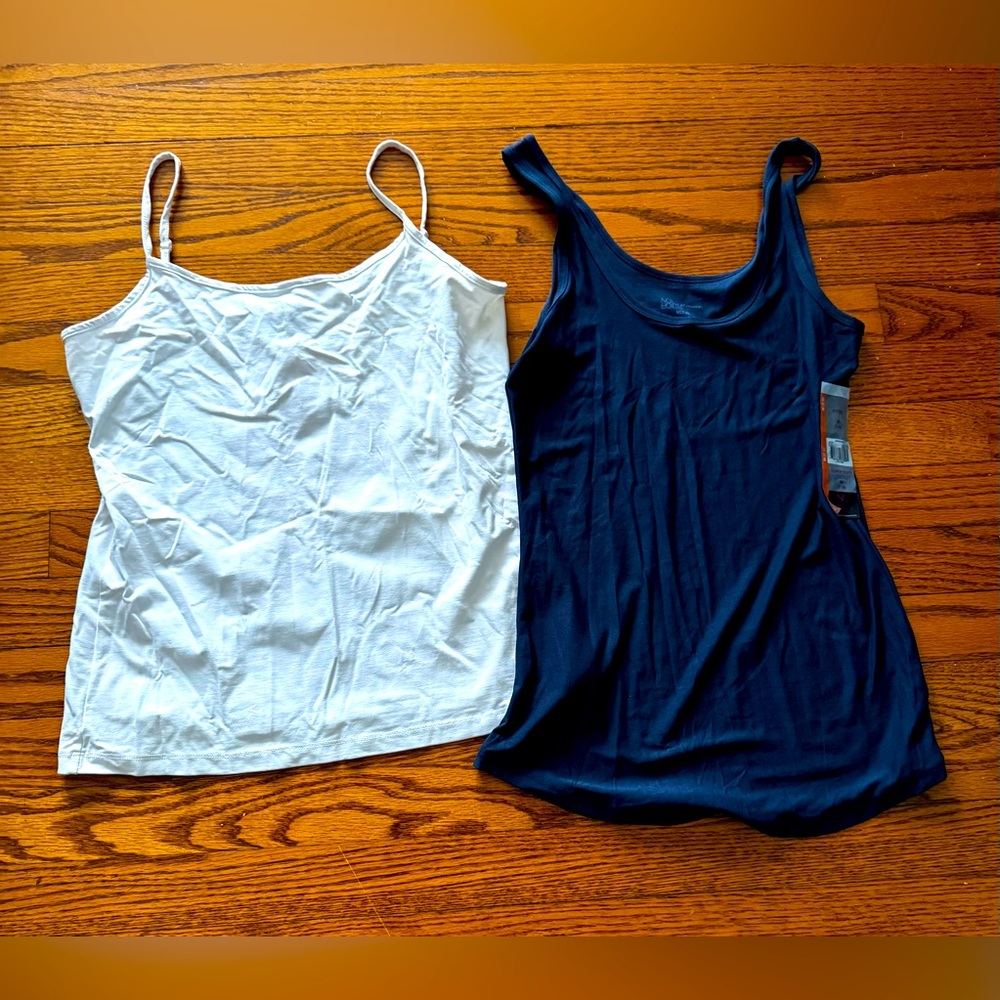 Bundle of 2 Tank tops Sz. Med NWT